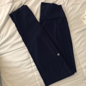 Lululemon Relaxed fit leggings size 4